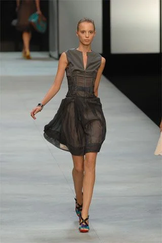 Look 15